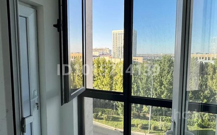 2-бөлмелі пәтер · 71 м² · 5/12 қабат, Нұрсәт ш/а 29/2к3, бағасы: 43 млн ₸ в Шымкенте, Каратауский р-н — фото 2