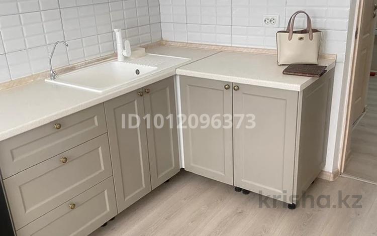 2-бөлмелі пәтер · 68 м² · 3/9 қабат, ул. Толеметова 69/39, бағасы: 200 000 ₸ в Шымкенте, Каратауский р-н — фото 2