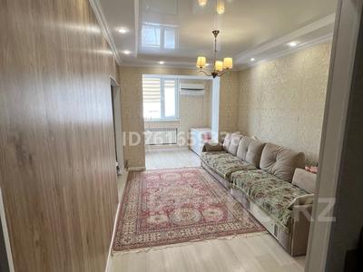 Продажа квартир в Мангистауской обл.: 4-комнатная квартира · 89.8 м² · 5/5 этаж, 13-й мкр 6 за 29.8 млн 〒 4-комнатная квартира · 89.8 м² · 5/5 этаж, 13-й мкр 6 за 29.8 млн 〒 в Актау