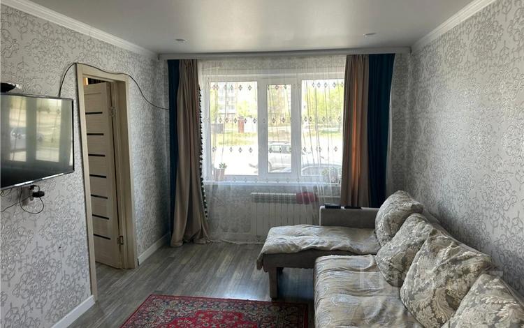 3-комнатная квартира · 47 м² · 1/5 этаж, Молдагуловой за 11.8 млн ₸ в  — фото 2
