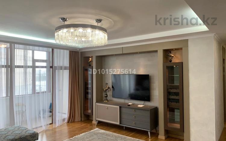 3-комнатная квартира · 138 м² · 1 этаж, Ахмет Байтурсынулы 3 за 550 000 ₸ в Астане, Сарайшык р-н — фото 2