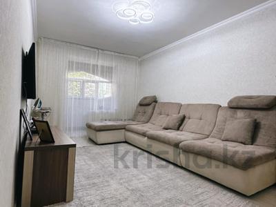 2-комнатная квартира, 52 м², 2/5 этаж, мкр Казахфильм 51 за 44.5 млн 〒 в Алматы, Бостандыкский р-н