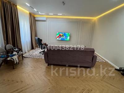 Отдельный дом · 6 комнат · 240 м² · 6.5 сот., Алтай 47а — Жарык за 125 млн ₸ в Кыргауылдах
