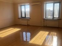 3-комнатная квартира · 100 м² · 5/5 этаж, 2 микр 3 за 15 млн 〒 в Лисаковске