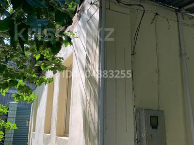Отдельный дом · 3 комнаты · 100 м² · 9 сот., Достык 131 — Базар алтын орда за 300 000 ₸ в Иргели