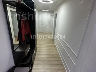 2-бөлмелі пәтер · 68 м² · 2/5 қабат, Центральный ш/а., Сырым Датова, бағасы: 250 000 ₸ в Атырау, мкр Центральный