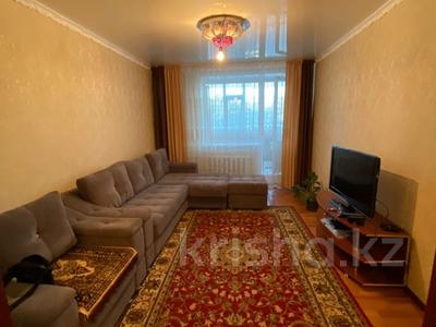 3-бөлмелі пәтер · 60 м² · 2/4 қабат, Комсомольская 8, бағасы: 10.5 млн ₸ в Аксу