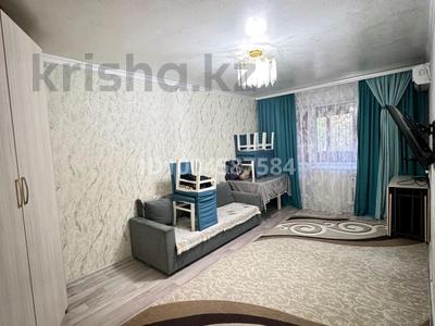 2-комнатная квартира · 46 м² · 2/5 этаж, Мусы Джалиля 3 — 6 микрорайон за 15 млн ₸ в Жезказгане