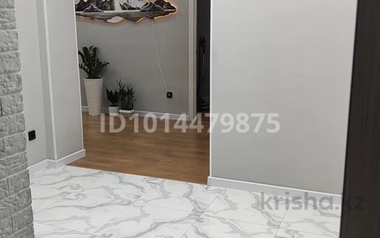 3-комнатная квартира · 110 м² · 4/5 этаж, мкр Думан-2 10 за 400 000 ₸ в Алматы, Медеуский р-н — фото 2