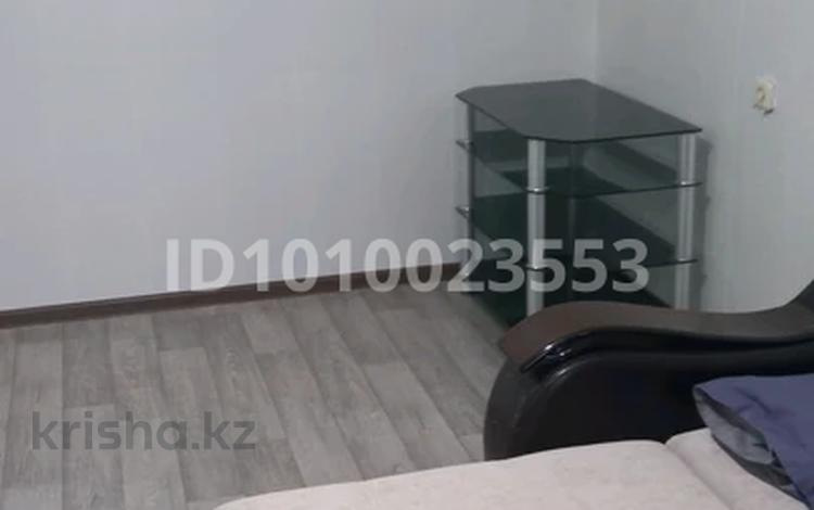 1-комнатная квартира · 30 м² · 3/5 этаж, Хамидачурина 136 за 120 000 ₸ в Уральске, мкр Школьник — фото 2