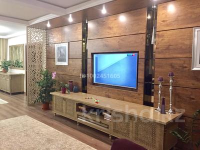 4-комнатная квартира · 170 м² · 4/5 этаж, Сатпаева — Владимирская за 60 млн 〒 в Атырау