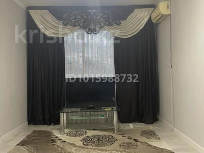 2-бөлмелі пәтер · 60 м² · 2/5 қабат, 13-ш/а. 2 — В центре города, бағасы: 160 000 ₸ в Актау, 13-й мкр