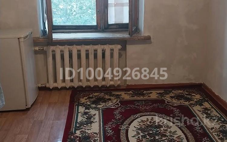 1 комната · 12 м² · 5 этаж, Кунаева 202 — Кунаева за 40 000 ₸ в Актобе, мкр. Курмыш — фото 2