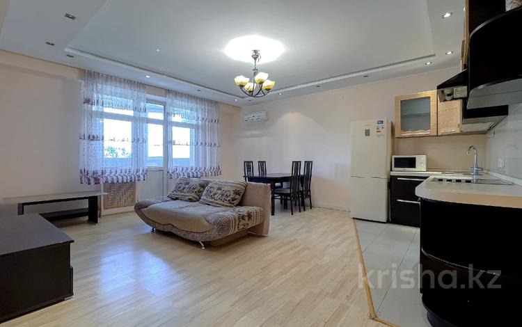 3-комнатная квартира, 100 м², 3/12 этаж, Самал-2 58 — Аль - Фараби