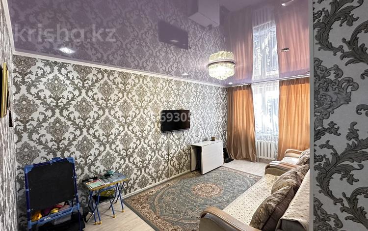 2-комнатная квартира, 42 м², 4/4 этаж, Молдагулова 6 — Абая за 13.3 млн 〒 в Балхаше — фото 2