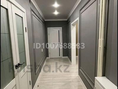 4-комнатная квартира · 130 м² · 2/9 этаж, Самал 110 за 46 млн 〒 в Уральске