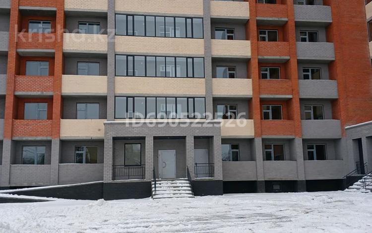 1-комнатная квартира, 40.7 м², 1/10 этаж, Ак Сатпаева 182 за 16.5 млн 〒 в Павлодаре — фото 2