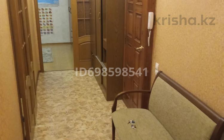 2-комнатная квартира · 52 м² · 2/10 этаж, мкр Юго-Восток, Мкр Юго-Восток, мкр Степной 3 6/1 — Магазин Норма за 200 000 ₸ в Караганде, Казыбек би р-н — фото 2