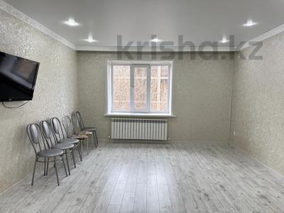 2-бөлмелі пәтер · 80 м² · 4/5 қабат, Северо Восток 32/3, бағасы: ~ 28 млн ₸ в Уральске