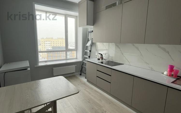 2-комнатная квартира, 70 м², 8/12 этаж помесячно, Чингиз Айтматова 77/3 — Бейсекова