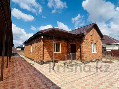 Жеке үй · 4 бөлме · 156 м² · 10 сот., Акжар-2, бағасы: 39 млн ₸ в Актобе, жилой массив Акжар-2