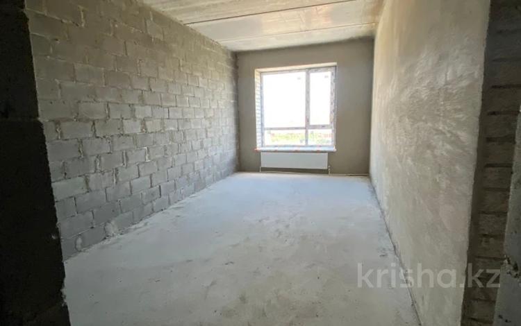 2-бөлмелі пәтер · 87.43 м² · 9/10 қабат, мкр. Алтын орда, бағасы: 36 млн ₸ в Актобе — фото 2