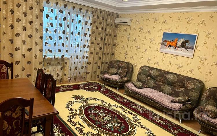 2-комнатная квартира · 70 м² · 6/7 этаж, мкр. Алтын орда, Алия молдагулова 46 за 200 000 ₸ в Актобе — фото 2