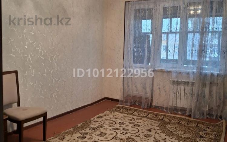 1-бөлмелі пәтер · 42 м² · 4/5 қабат, мкр Самал 39 — кайкармет, т.д Сафият, бағасы: 11.5 млн ₸ в Таразе — фото 4