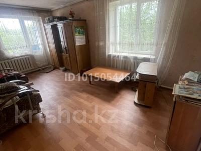 2-бөлмелі пәтер · 52 м² · 2/2 қабат, Алтынсарина 21 — Возле школы, бағасы: 16 млн ₸ в Аксае