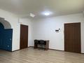Свободное назначение, офисы, салоны красоты, образование, студии · 52.4 м² за 370 000 ₸ в Астане, Есильский р-н — фото 3