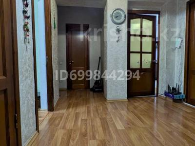 Продажа квартир в Алматы: 3-комнатная квартира · 77.2 м² · 7/9 этаж, мкр Аксай-3Б 32 — CarCity за 45 млн 〒 3-комнатная квартира · 77.2 м² · 7/9 этаж, мкр Аксай-3Б 32 — CarCity за 45 млн 〒 в Алматы, Ауэзовский р-н