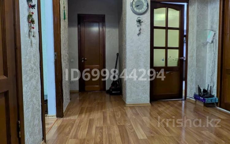 3-комнатная квартира · 77.2 м² · 7/9 этаж, мкр Аксай-3Б 32 — CarCity за 45 млн 〒 в Алматы, Ауэзовский р-н — фото 44