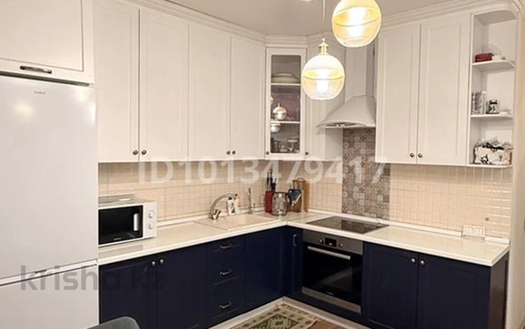 2-комнатная квартира · 54.5 м² · 5/11 этаж, мкр Мамыр-1 21/2 — Шаляпина Момышулы за 53 млн ₸ в Алматы, Ауэзовский р-н — фото 2