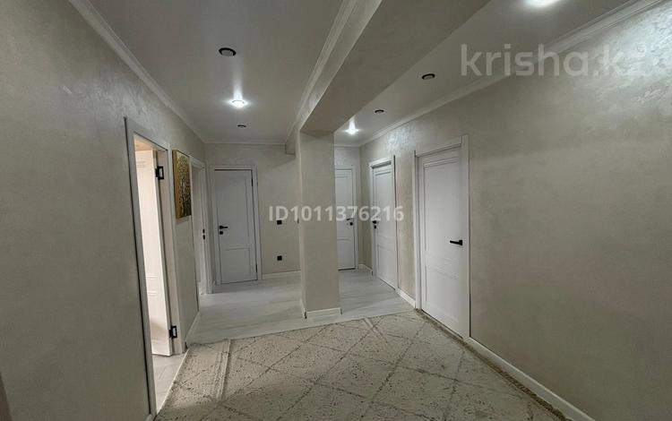 4-бөлмелі пәтер · 92 м² · 6/6 қабат, мкр Нурсая 72, бағасы: 30 млн ₸ в Атырау — фото 2