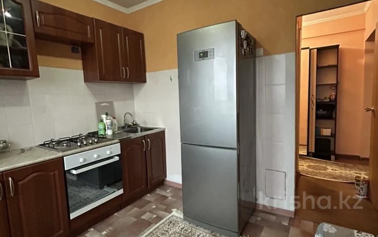 2-бөлмелі пәтер · 52 м² · 4/5 қабат, 3 микрорайон 2 — Район Юбилейного, бағасы: 22 млн ₸ в Конаеве — фото 2