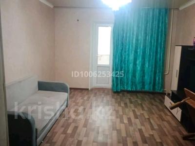 3-комнатная квартира · 65 м² · 1/9 этаж, мкр Жансая 2 — 9 этажка за 100 000 ₸ в Таразе
