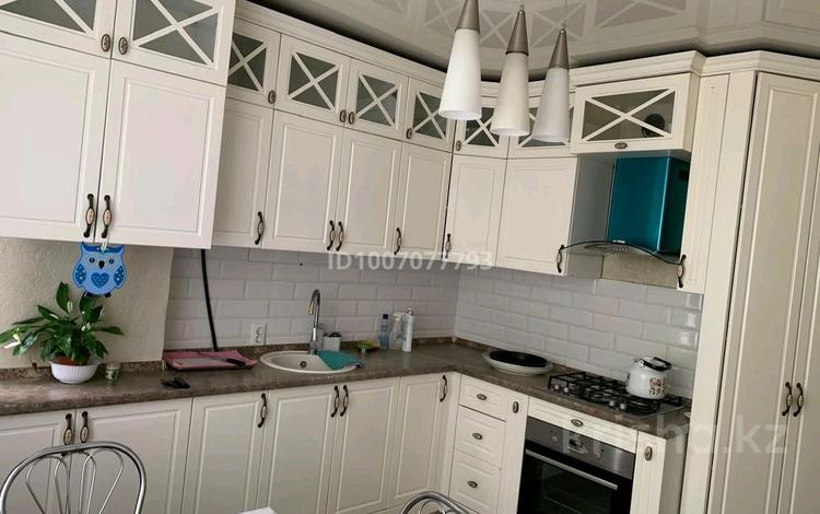 3-комнатная квартира · 80 м² · 2/8 этаж, Райымбека 241 за 51 млн ₸ в Алматы, Жетысуский р-н — фото 2