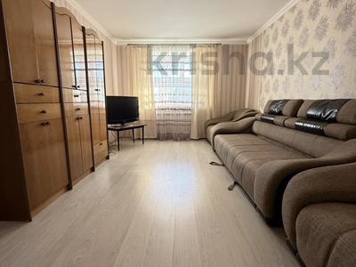 2-комнатная квартира · 63.5 м² · 7/9 этаж, Момышулы за 270 000 ₸ в Астане, Алматы р-н