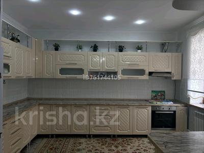 Жеке үй · 6 бөлме · 255 м² · 10 жүзд., Ул.Дурментаева 3 — Западный район, бағасы: 80 млн ₸ в Сатпаев