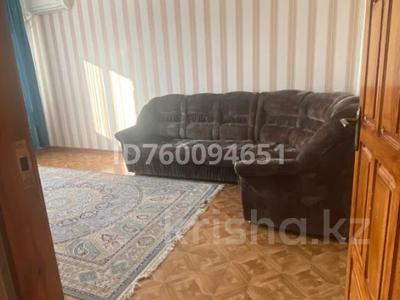 Аренда квартир в Алматы: 3-комнатная квартира · 71 м² · 3/9 этаж · помесячно, мкр Жетысу-1 29 — Момышулы за 300 000 〒 3-комнатная квартира · 71 м² · 3/9 этаж · помесячно, мкр Жетысу-1 29 — Момышулы за 300 000 〒 в Алматы, Ауэзовский р-н