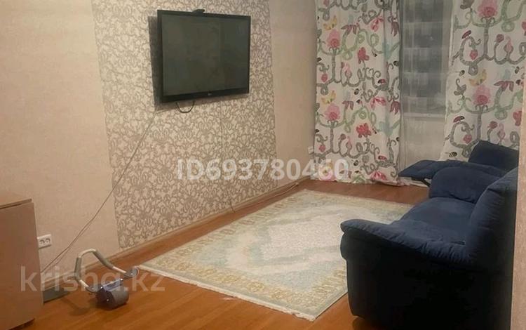 4-комнатная квартира, 80 м², 4/5 этаж, 2 мкр 31 за 9 млн 〒 в Степногорске — фото 2