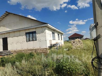 Жеке үй · 4 бөлме · 140 м² · 10 жүзд., Латиф хамиди 42, бағасы: 16 млн ₸ в Актобе, жилой массив Акшат