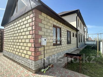 Отдельный дом • 6 комнат • 300 м² • 8 сот., Алтын орда 1 за 60 млн 〒 в Уральске