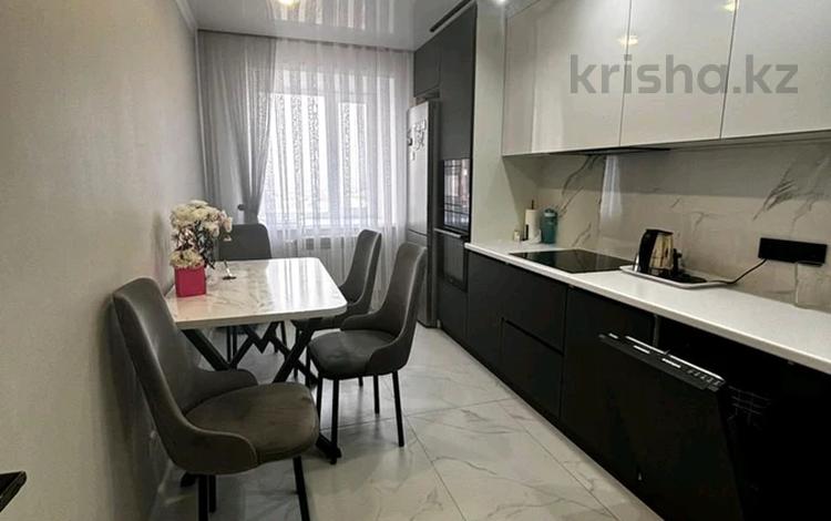 3-комнатная квартира · 71 м² · 9/9 этаж, Валиханова 1/5 за 36.5 млн ₸ в Петропавловске — фото 2