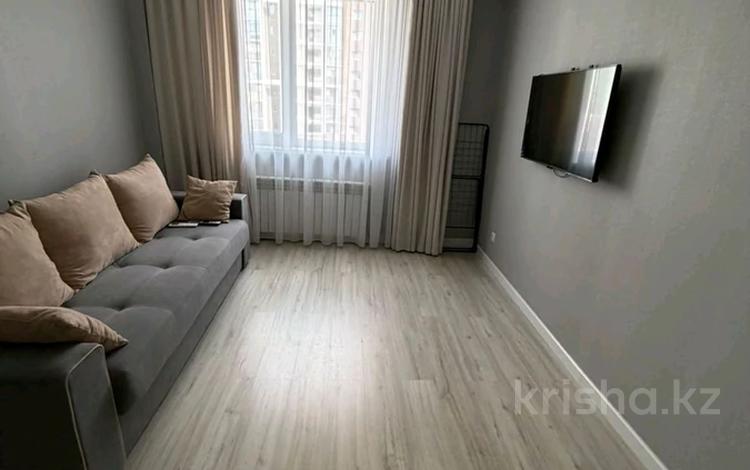 1-комнатная квартира · 42 м² · 5/21 этаж, Кабанбай батыра 29 за 250 000 ₸ в Астане, Нура р-н — фото 3