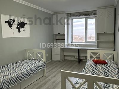 3-комнатная квартира, 83 м², 10/10 этаж помесячно, мкр Новый Город, Ермекова 106/6 — Березка, мкр Астана за 200 000 〒 в Караганде, Казыбек би р-н