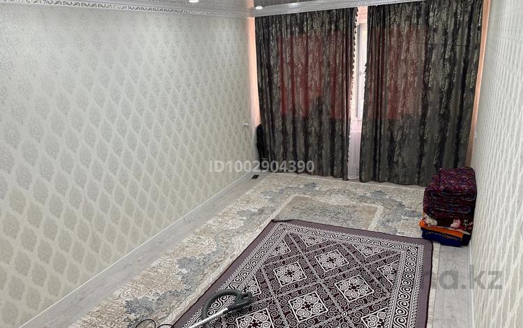 3-комнатная квартира · 64 м² · 2/5 этаж, 3 микр — Кольцо за 15.5 млн 〒 в Абае — фото 2