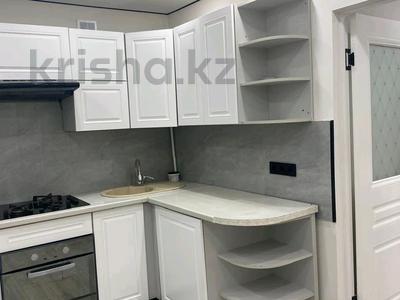 2-комнатная квартира · 40.4 м² · 3/3 этаж, мкр Кокжиек, Геологов 4 за 25.5 млн ₸ в Алматы, Жетысуский р-н