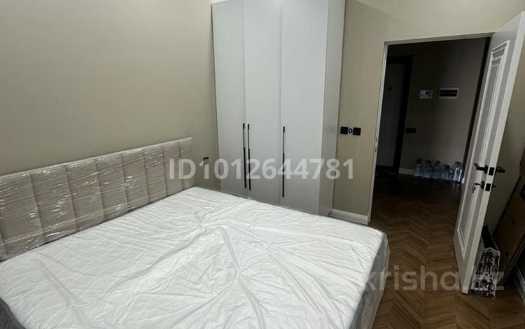2-комнатная квартира · 56 м² · 9/12 этаж, мкр Жеруйык, Маденова 1В за 300 000 ₸ в Атырау — фото 2