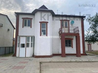 Отдельный дом · 6 комнат · 400 м² · 400 сот., мкр Жеруйык, Мкр Жеруык за 70 млн ₸ в Атырау
